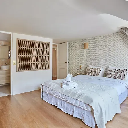 Place Vendome By Prestige Apartment